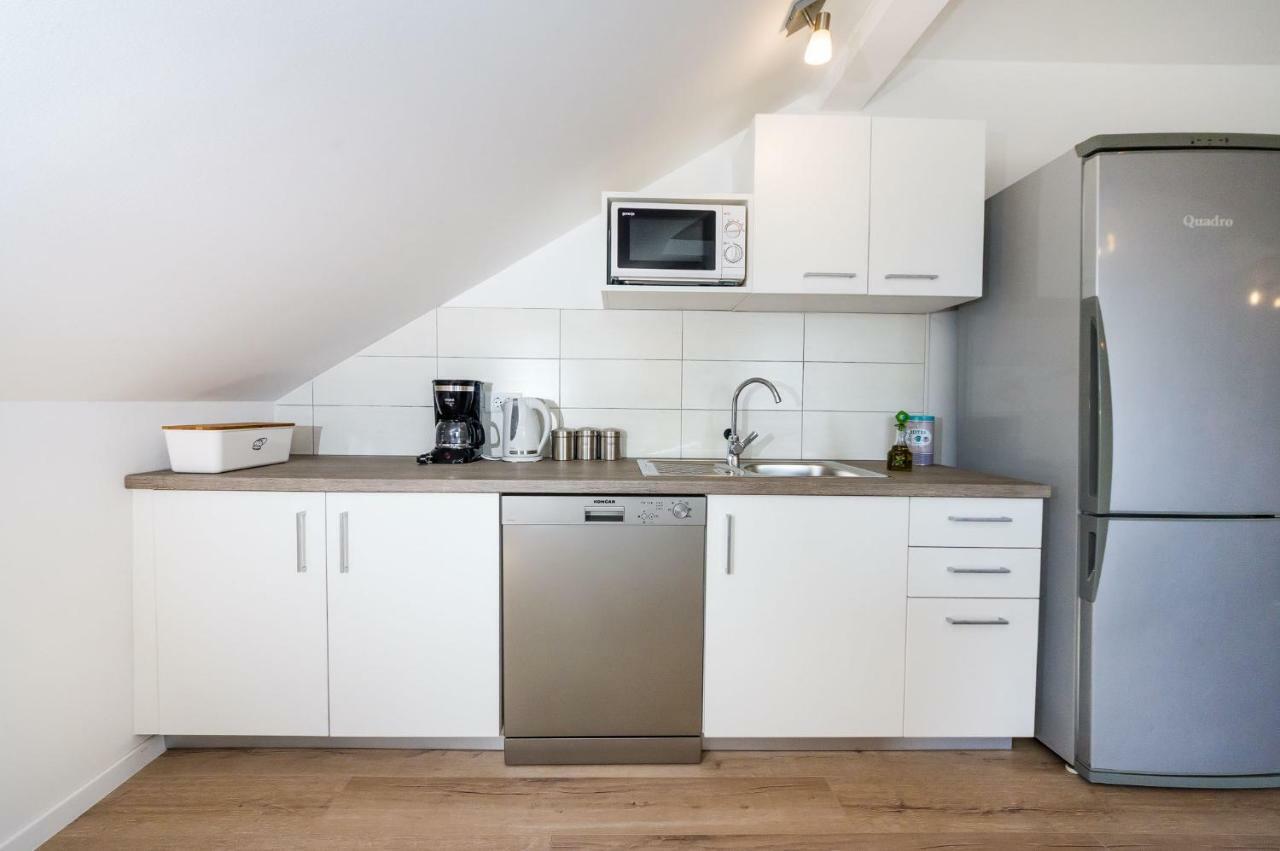 Apartman Iva Zara Exterior photo
